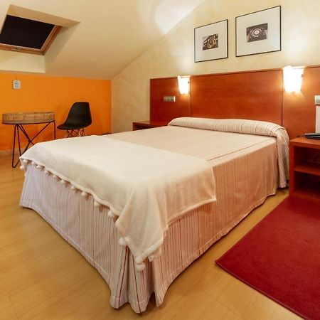 Hotel Miravalle Ourense Eksteriør billede