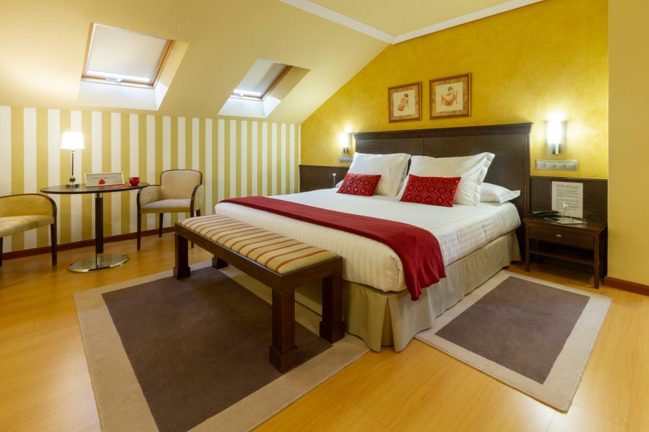 Hotel Miravalle Ourense Eksteriør billede