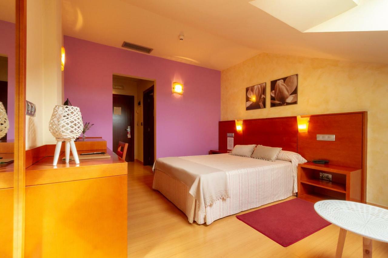 Hotel Miravalle Ourense Eksteriør billede