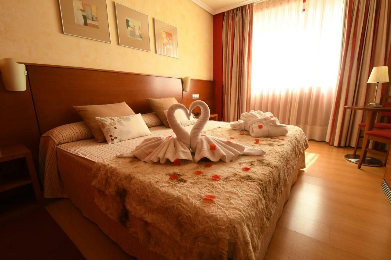 Hotel Miravalle Ourense Eksteriør billede